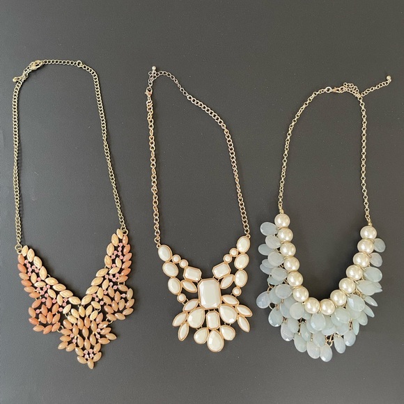 Multi-Color Statement Necklace Set - Picture 5 of 5